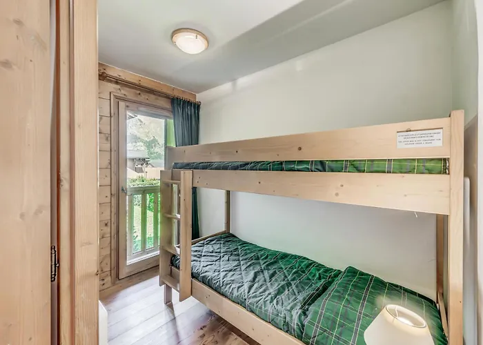 Les Alpages - 3 Pieces Pour 8 Personnes Mae-4284 *