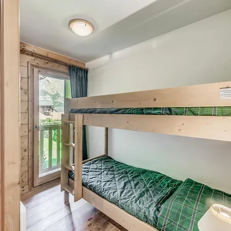 Les Alpages - 3 Pieces Pour 8 Personnes Mae-4284 *