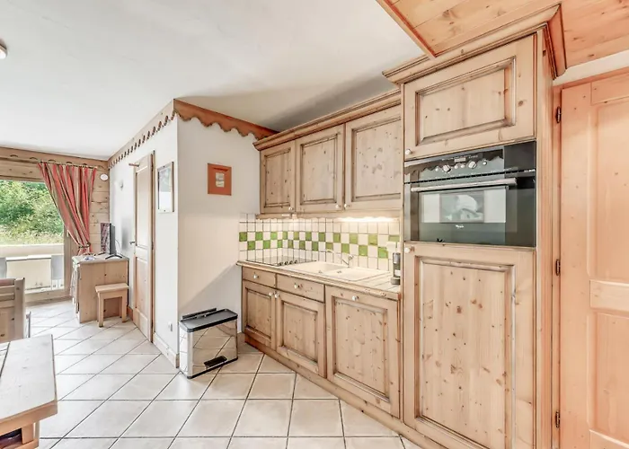 Apartment Les Alpages - 3 Pieces Pour 8 Personnes Mae-4284